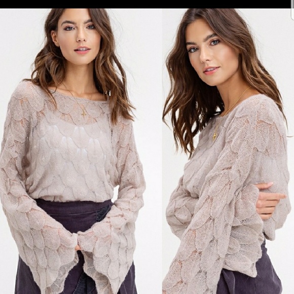 💛🐝SALE💛🐝 Delicate Scalloped Sweater💛TYGIGI💛 - Picture 3 of 8